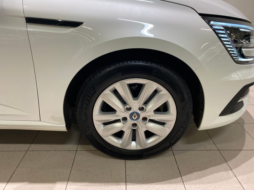 Bild 3 av Renault Mégane E-TECH Plug-in Sport Tourer PhII 160 Zen ST
