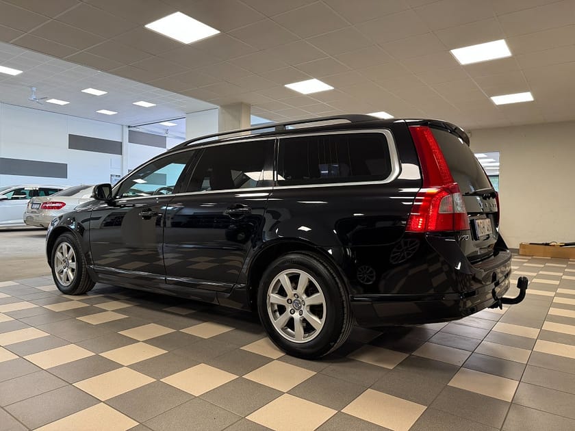 Bild 5 av Volvo V70 D3 Geartronic Momentum Dieselvärmare Drag 163 Hk