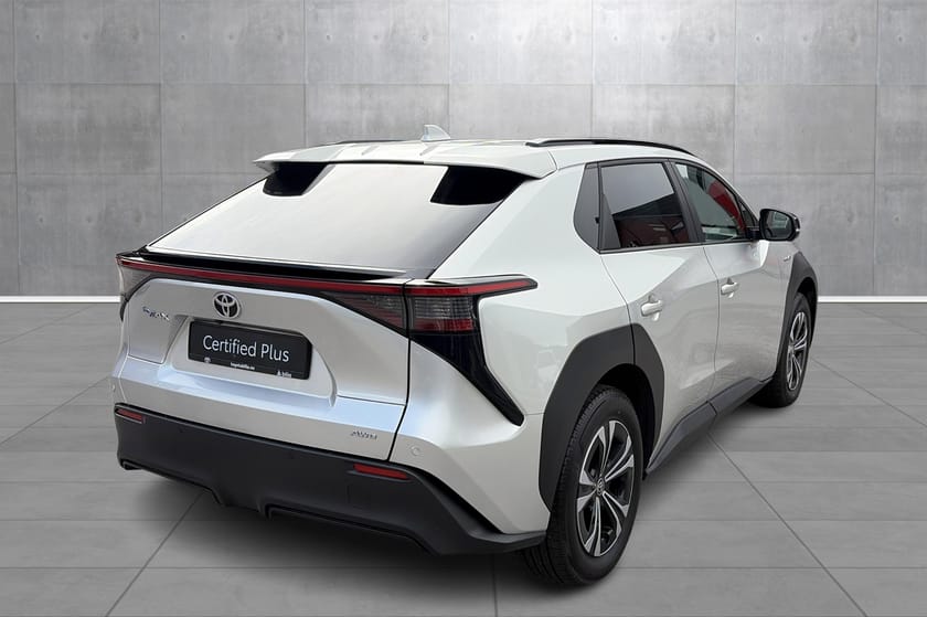 Bilde 5 av Toyota bZ4X ACTIVETECH/4X4/RATTVARME/360KAMRA