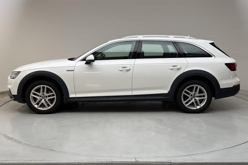 Bild 2 av Audi A4 allroad quattro 2.0 TDI (190hk) Proline Cockpit