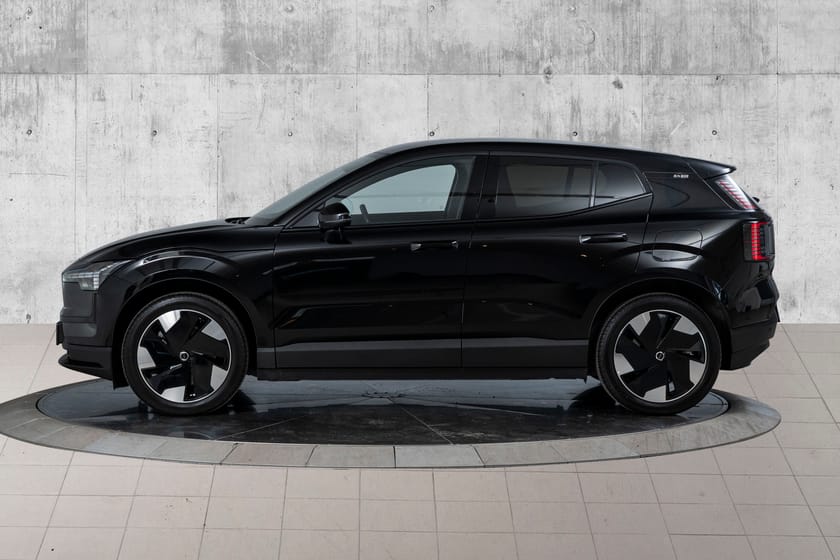 Bilde 2 av Volvo EX30 Twin Motor Performance 428 hk| Plus | Adaptiv Cruise |Varmepumpe | H&K ++
