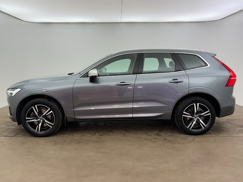 Bild 3 av Volvo XC60 T5 AWD Aut R-Design HuD B-kamera Drag Carplay BLIS