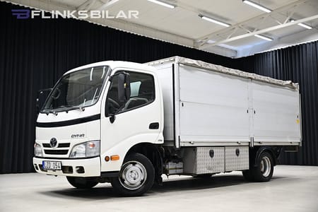 Toyota Dyna Chassi 109HK|Bakgavellyft|Momsbil|1Ägare|AC