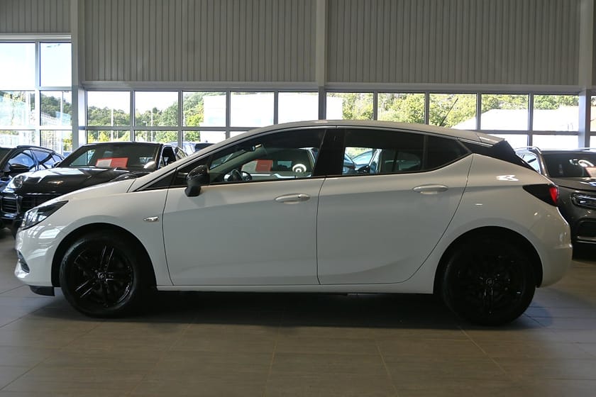 Bild 2 av Opel Astra 1.4 Turbo CVT 145hk Navi Backkamera Skatt 734kr