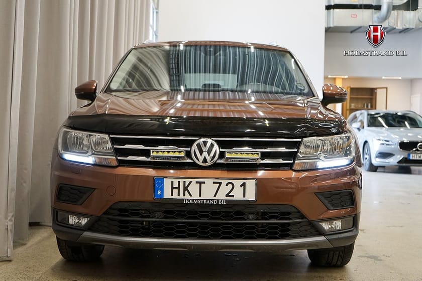 Bild 5 av Volkswagen Tiguan Allspace 7-sätes TSI 4M 7-sits Värmare Drag LED-ramp Carplay