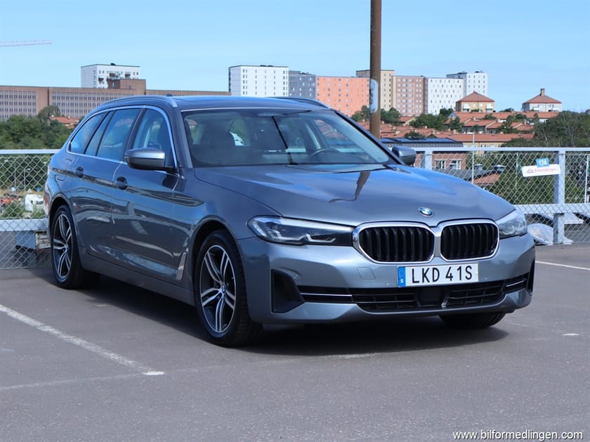 Bild 2 av BMW 530e xDrive Touring 530 Plug-In Hybrid 292hk S/V-Hjul, Pano