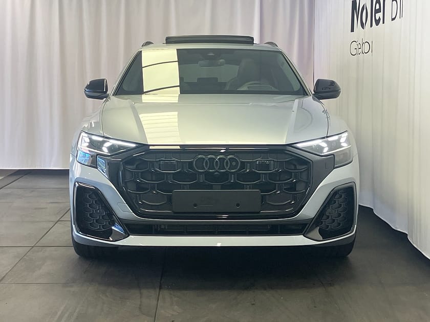 Bild 2 av Audi Q8 50 TDI quattro SUV 210 KW