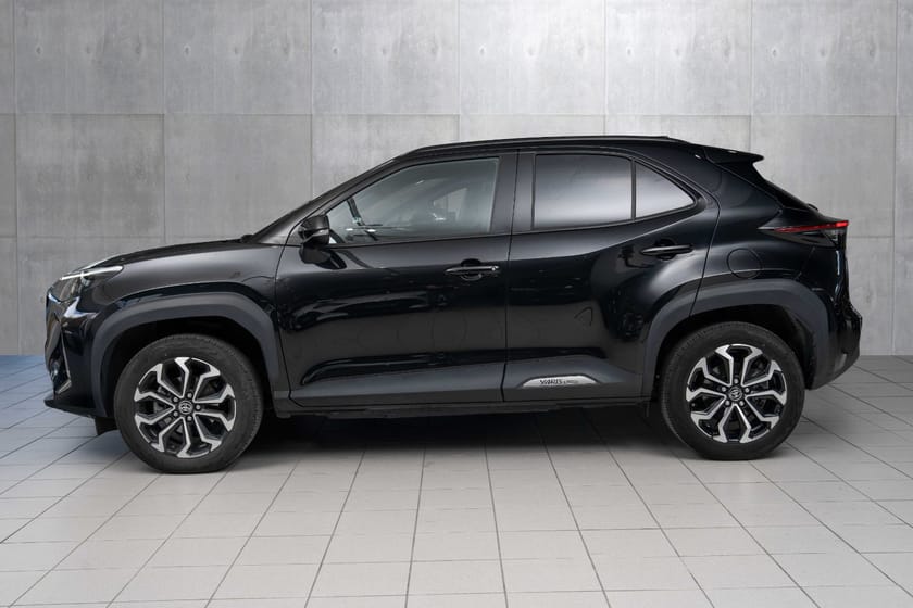 Bilde 2 av Toyota Yaris Cross Hybrid AWD-i 1,5 Active Tech
