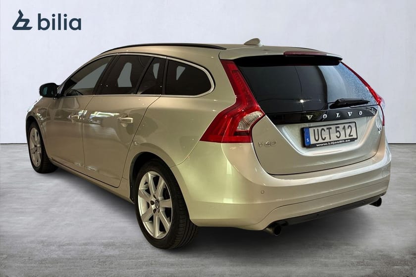Bild 2 av Volvo V60 T3 Business Advanced / Värmare