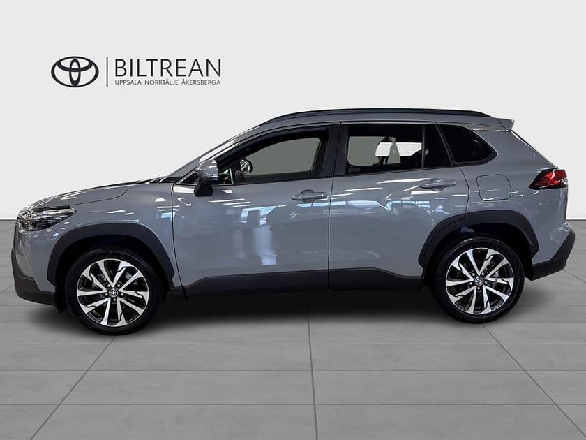 Bild 3 av Toyota Corolla Cross Hybrid AWD-i AWD Style Vinterhjul Ingår