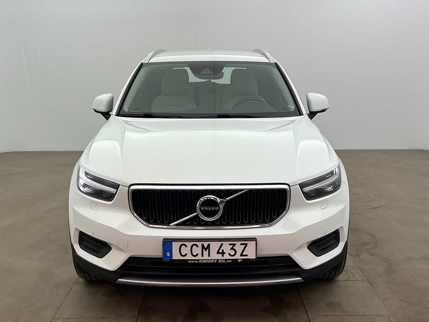 Bild 3 av Volvo XC40 D3 AWD Momentum Pro 150hk Skinn Backkamera Drag Carplay