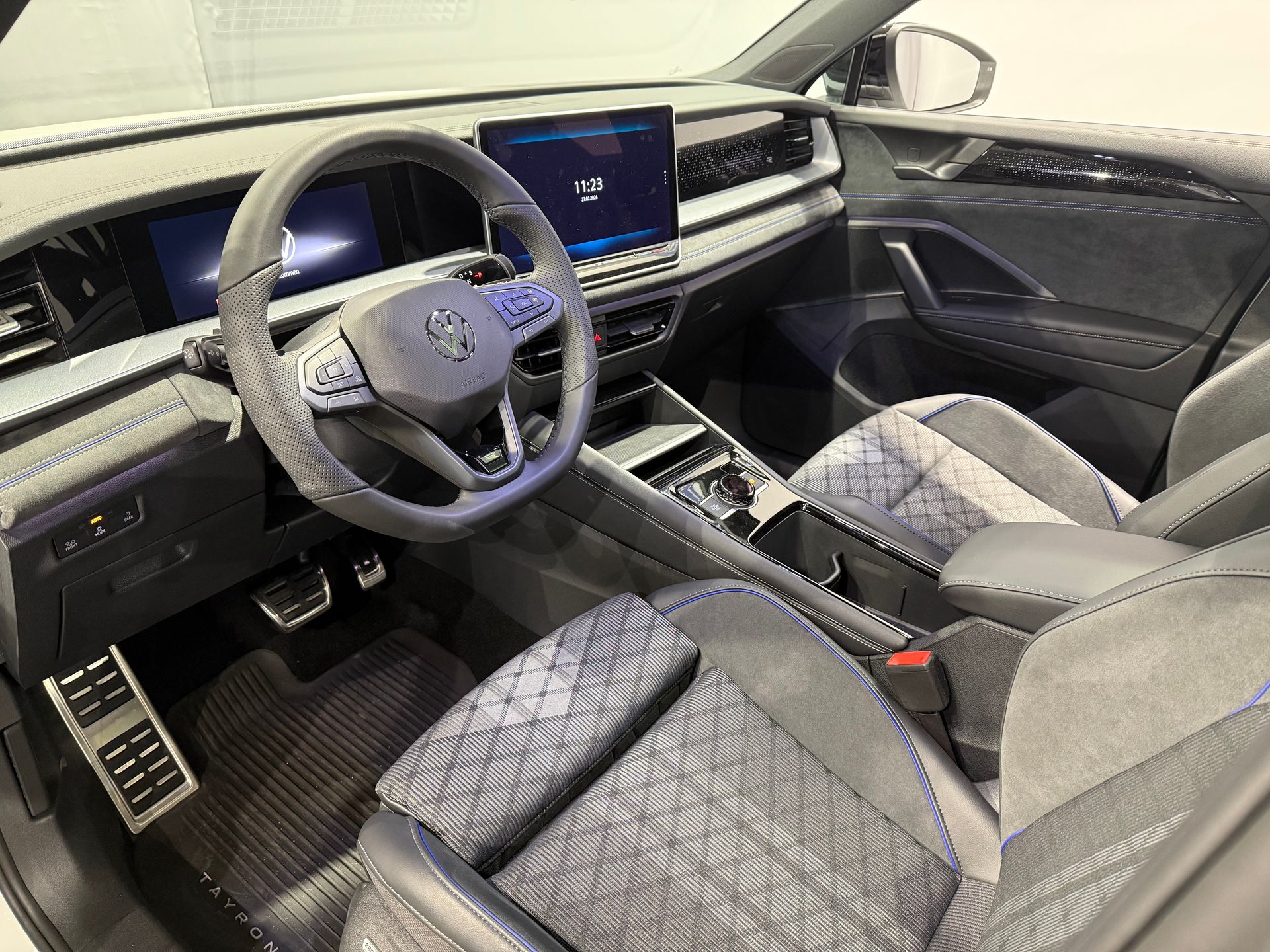 Volkswagen Tayron eHybrid 2026, photo 7/10