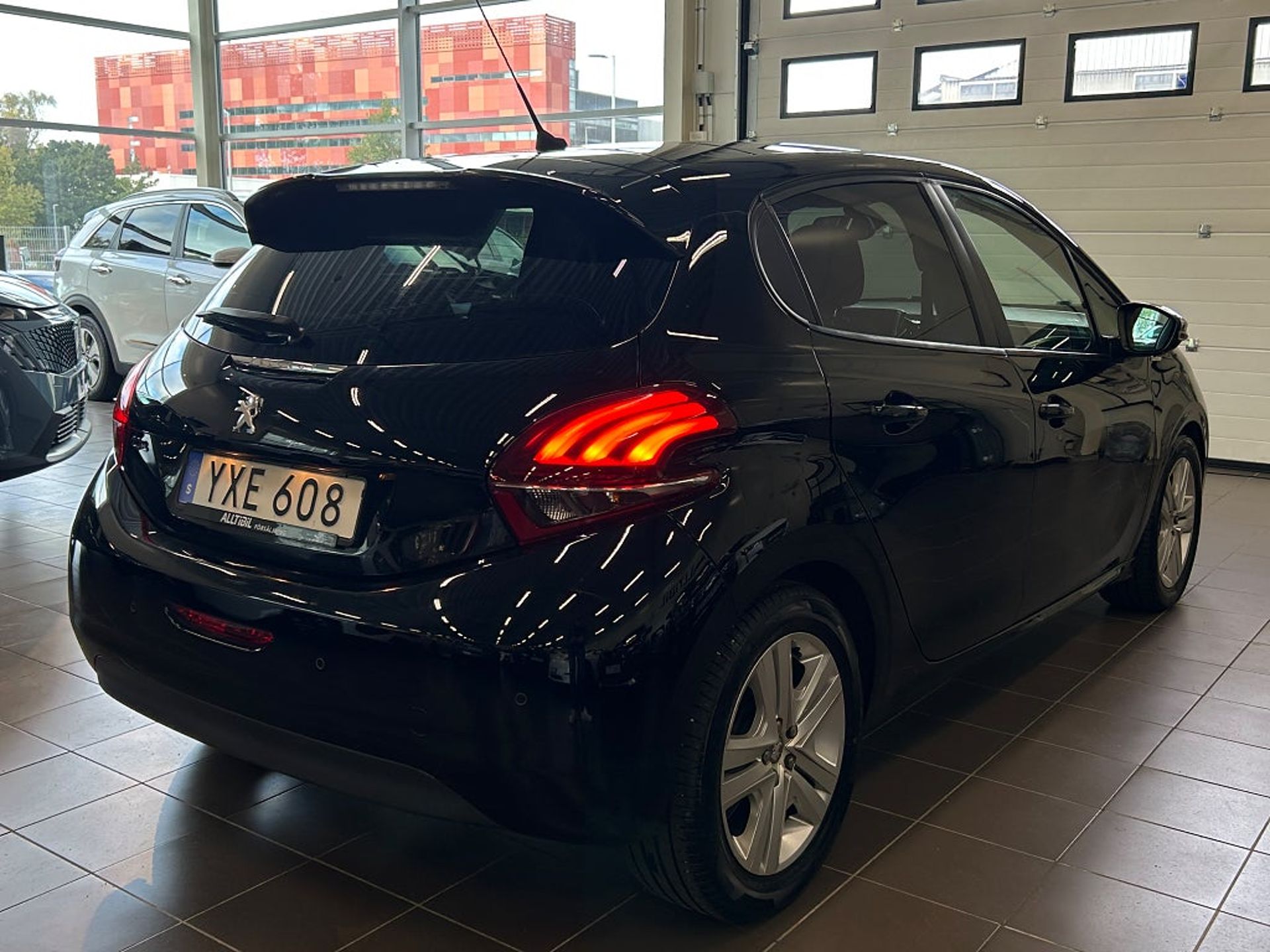 Peugeot 208 2017, bild 7/10