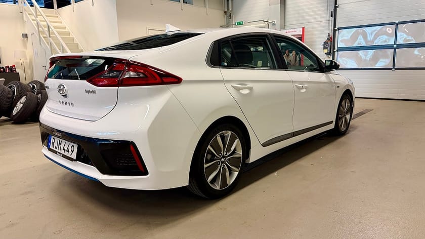Bild 3 av Hyundai Ioniq Hybrid 1,6 Premium Plus Automat / Nav / Keyless Go /