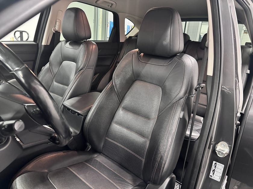 Bild 5 av Mazda CX-5 2.5 SKYACTIV-G AWD Optimum Drag V-Hjul Bose Nav Head-up