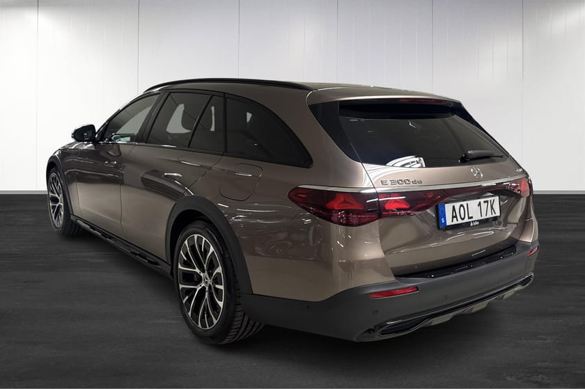 Bild 3 av Mercedes-Benz E 300 de 4MATIC All-Terrain /Luftfjädring/Drag/360 Kamera/Burmesiter/