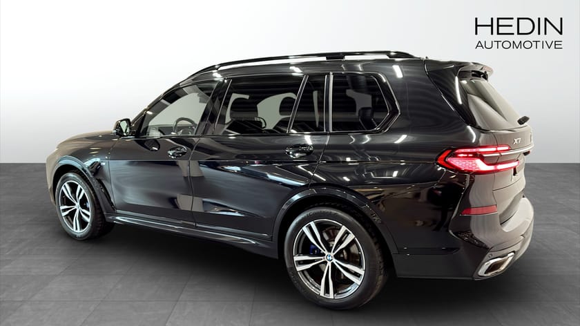 Bild 2 av BMW X7 xDrive40i xDrive 40i H/K Soft close Drag DAP