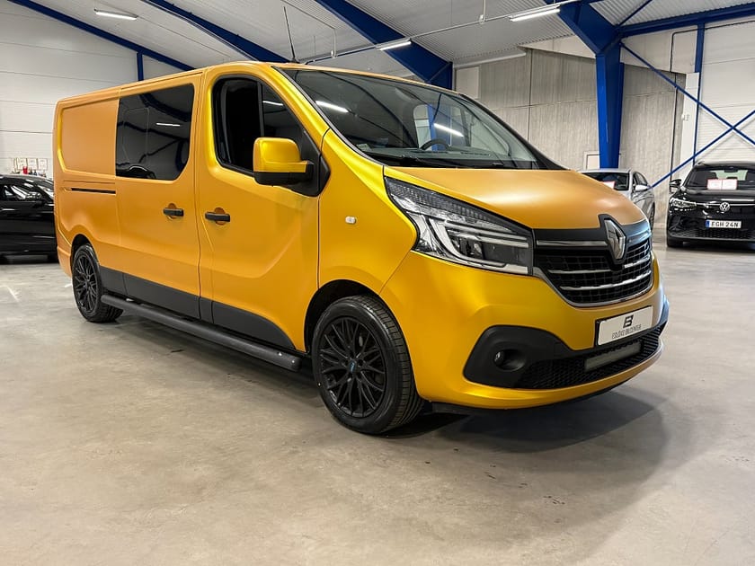Bild 2 av Renault Trafic Skåpbil Kombi / Dubbelhytt 2.0 dCi / 170hk / Nordic Line / Moms