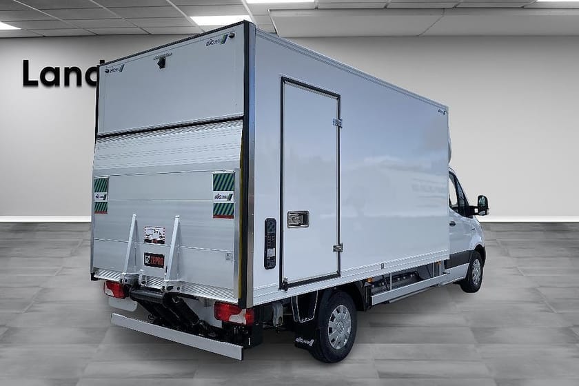 Bild 5 av Mercedes-Benz eSprinter 420 Chassi 81 kWh EH A3 PRO Volymskåp ABC-karossen *lagerbil*