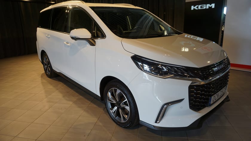 Bild 1 av Maxus Euniq 5 Exclusive 70 kWh (177 HK) 6 - sitsig