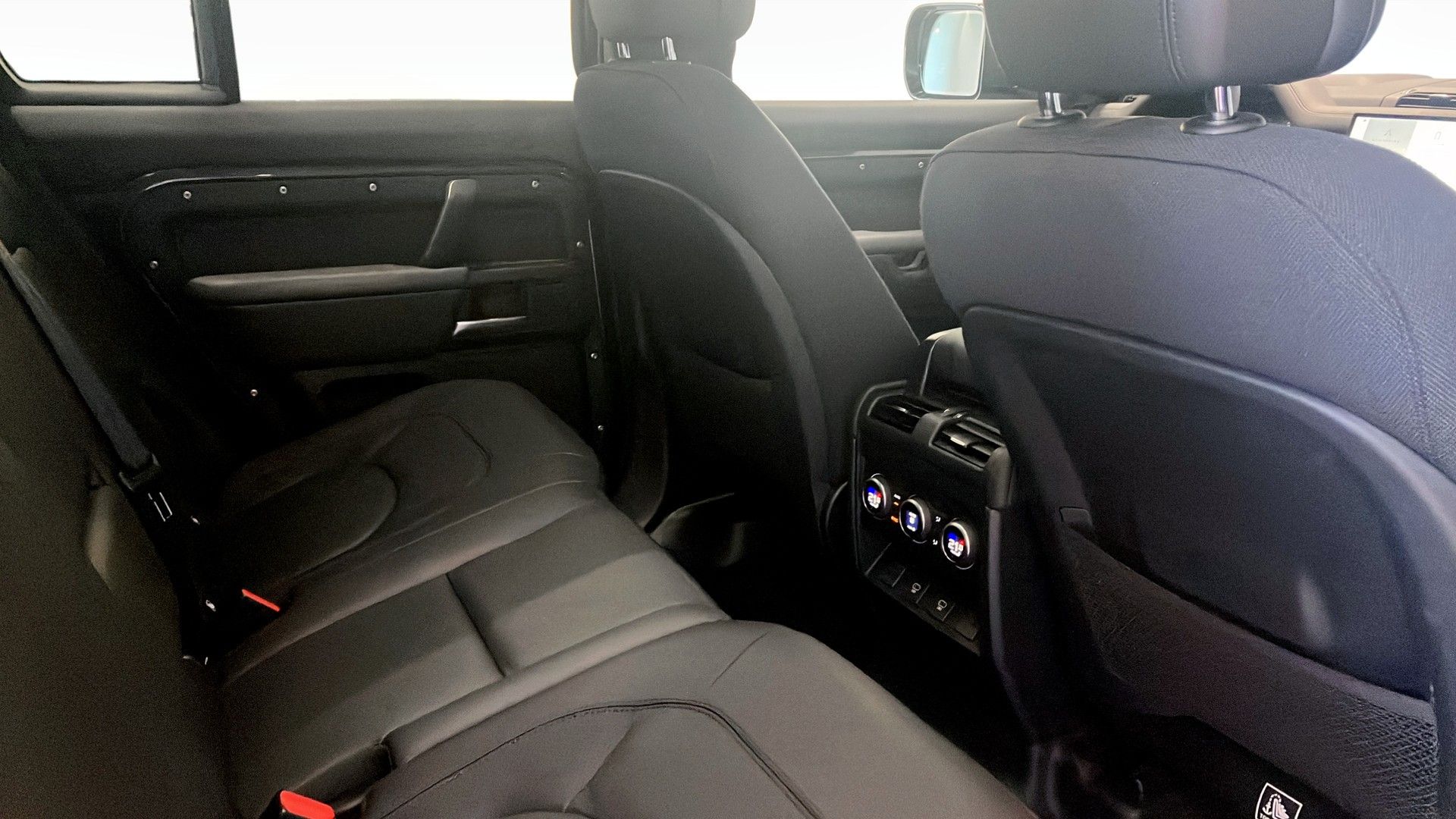 Land Rover Defender 130 P500 V8 EDITION 2025, bild 5/10