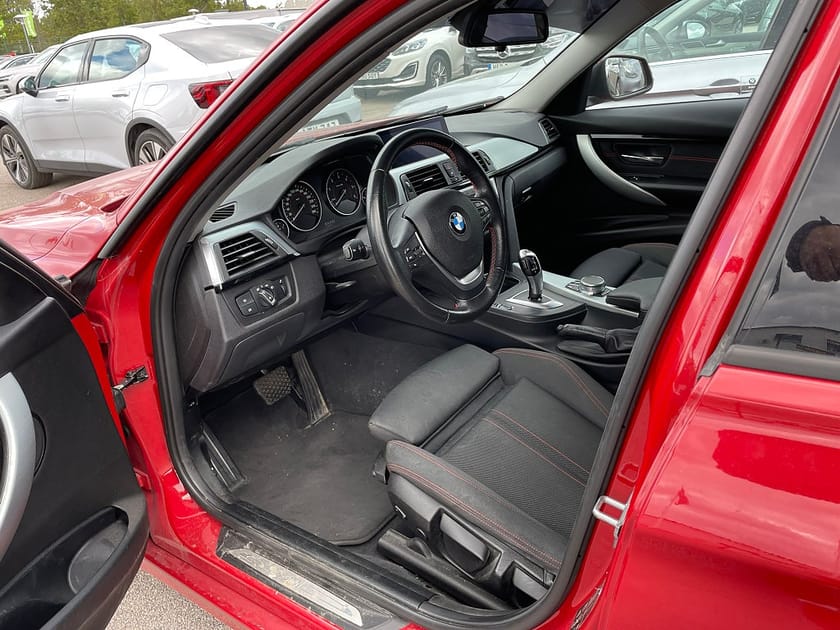 Bild 5 av BMW 320d xDrive Touring 190HK 4x4 Sportline