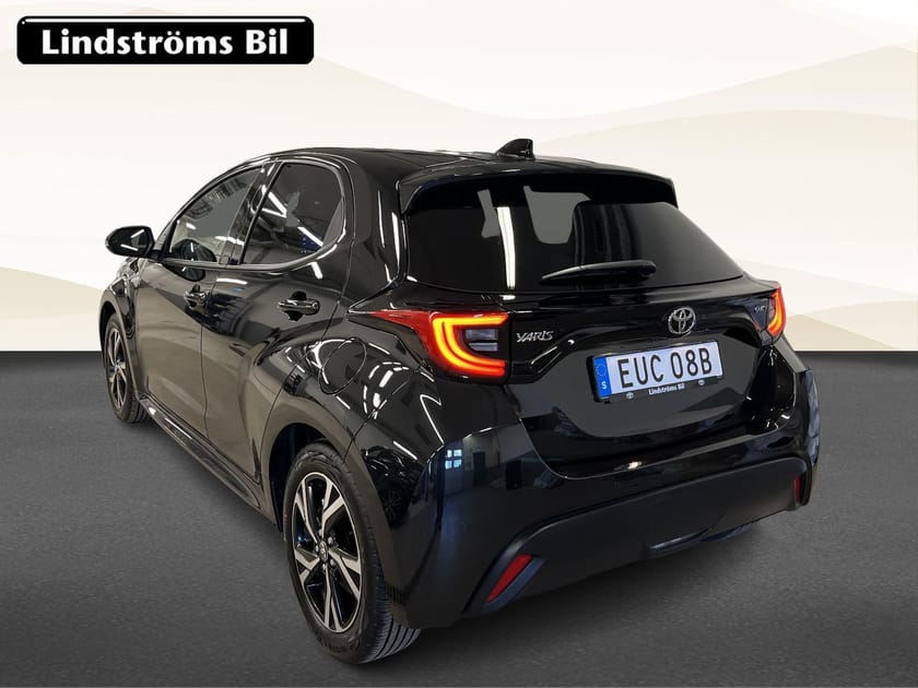 Bild 4 av Toyota Yaris Hybrid 115 Active Plus 1.5 116hk S&V-hjul MOMS