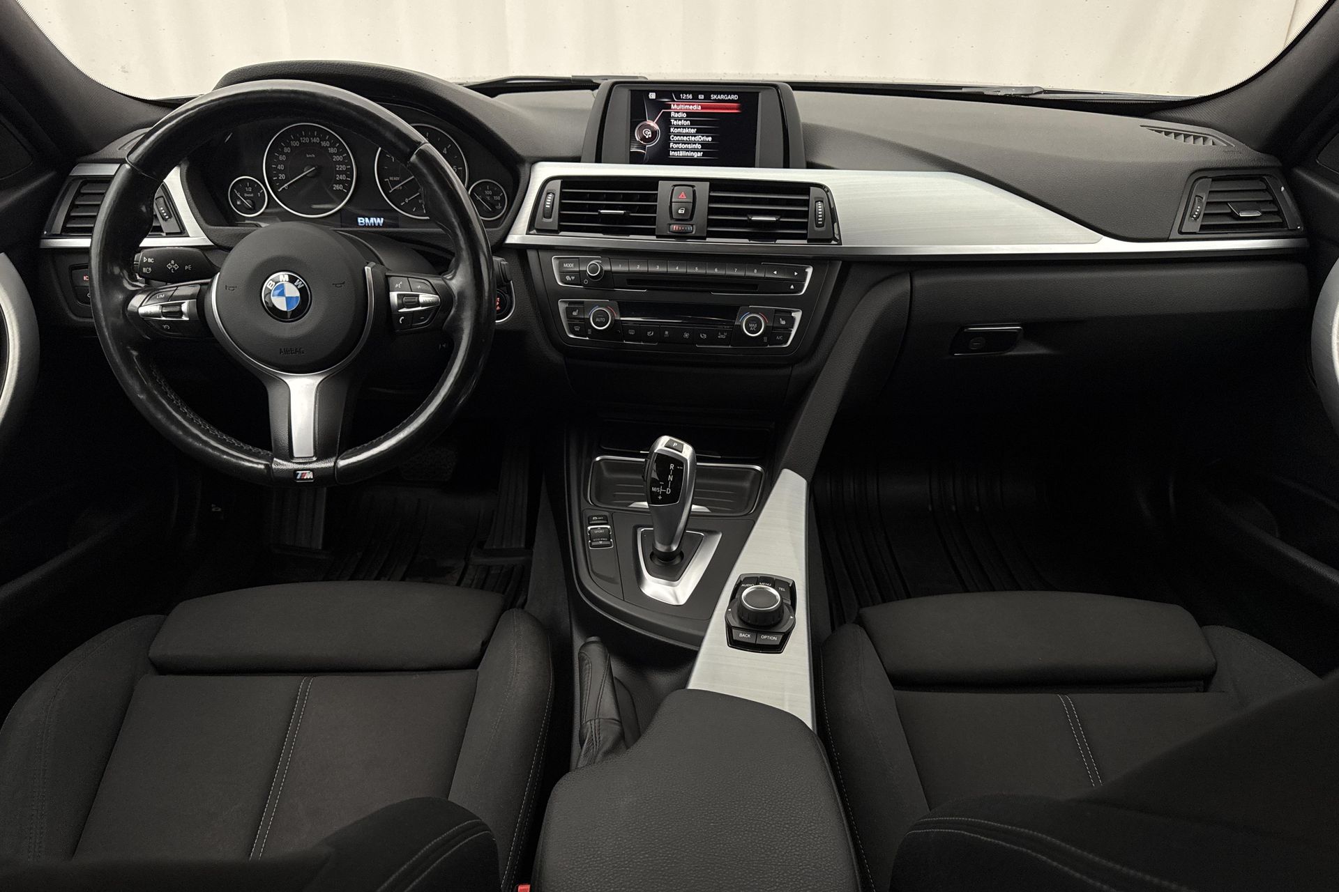 BMW 320 d xDrive Touring 2015, bild 7/10