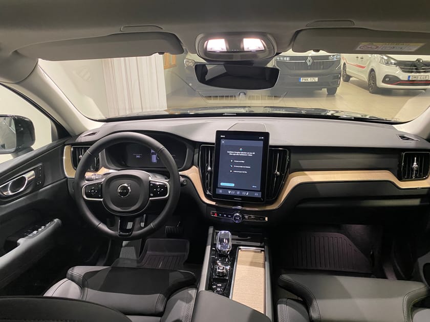 Bild 2 av Volvo XC60 T6 Plus Dark Nordic Edition