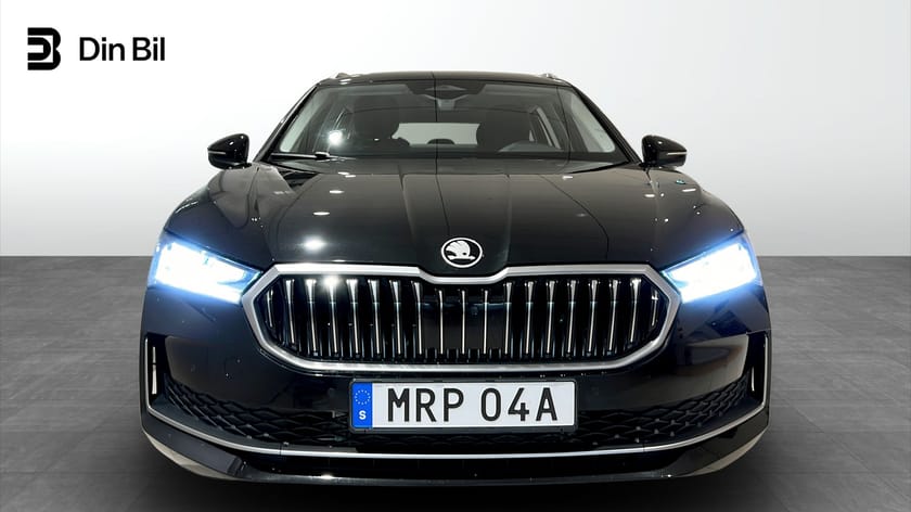Bild 4 av Škoda Superb iV Kombi Selection DSG Drag