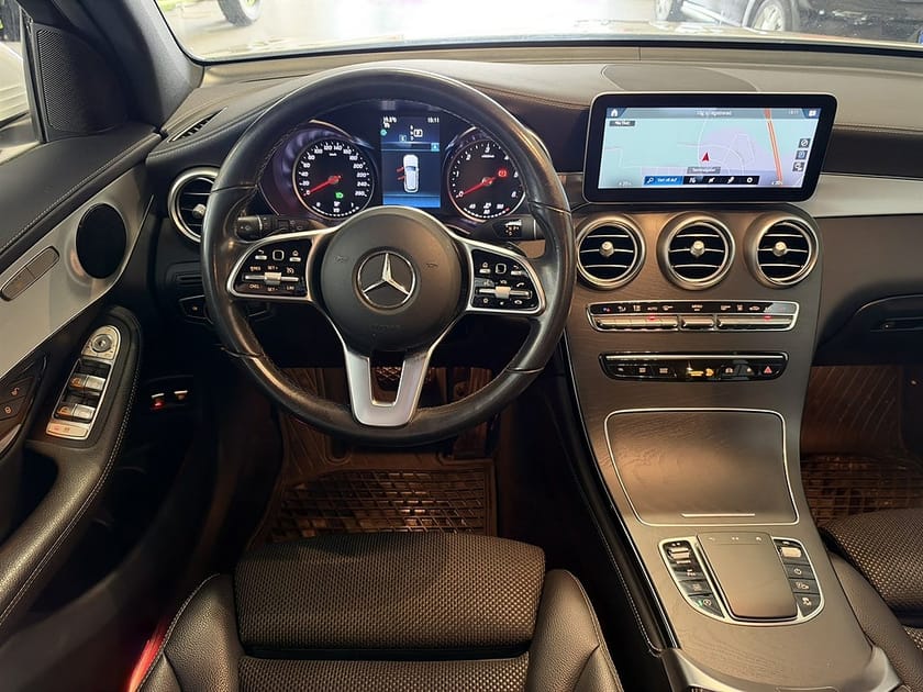 Bild 4 av Mercedes-Benz GLC 200 d 4MATIC