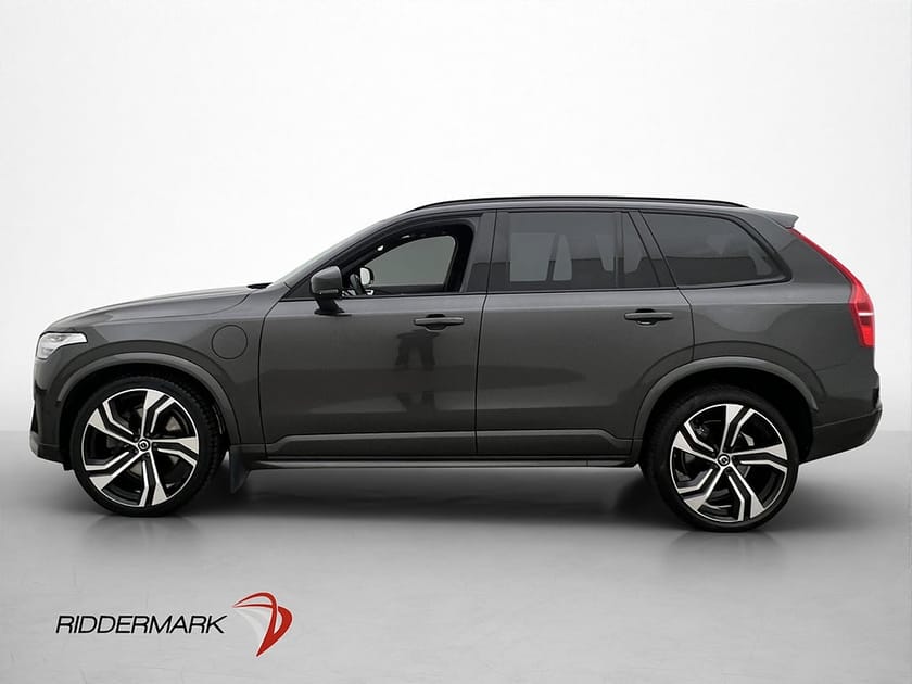 Bild 2 av Volvo XC90 7 Säten T8 AWD Ultimate Dark 7-Sits Pano B&W Luft 360 HUD