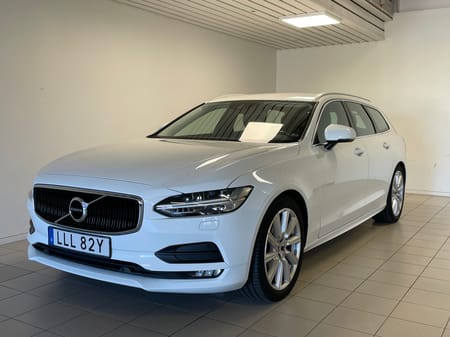 Volvo V90 D4 Momentum SE II Drag Backkamera Nav