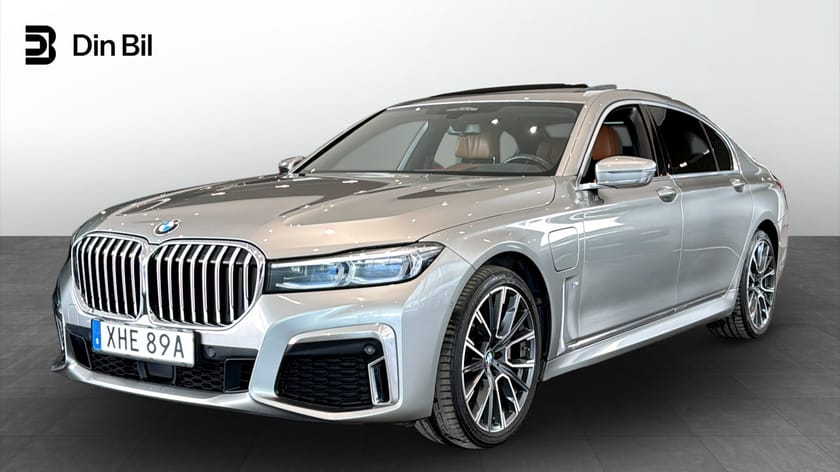 Bild 1 av BMW 745Le xDrive Le Hybrid M-Sport Pano HUD
