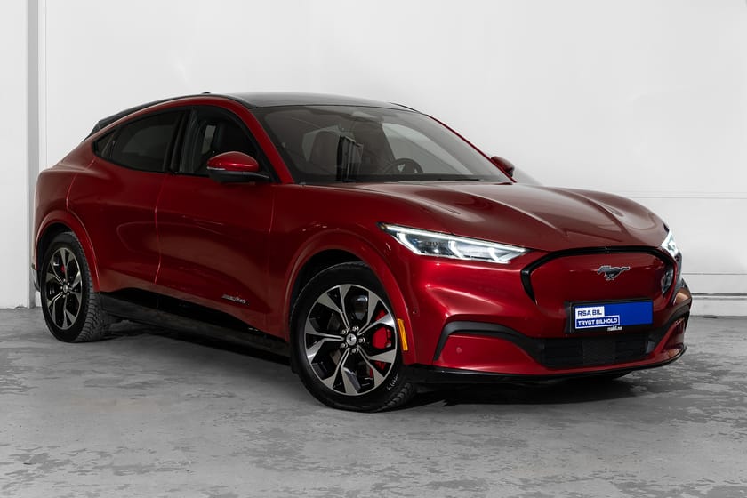 Bilde 4 av Ford Mustang Mach-E Long Range AWD LR First Edition, Hengerfeste