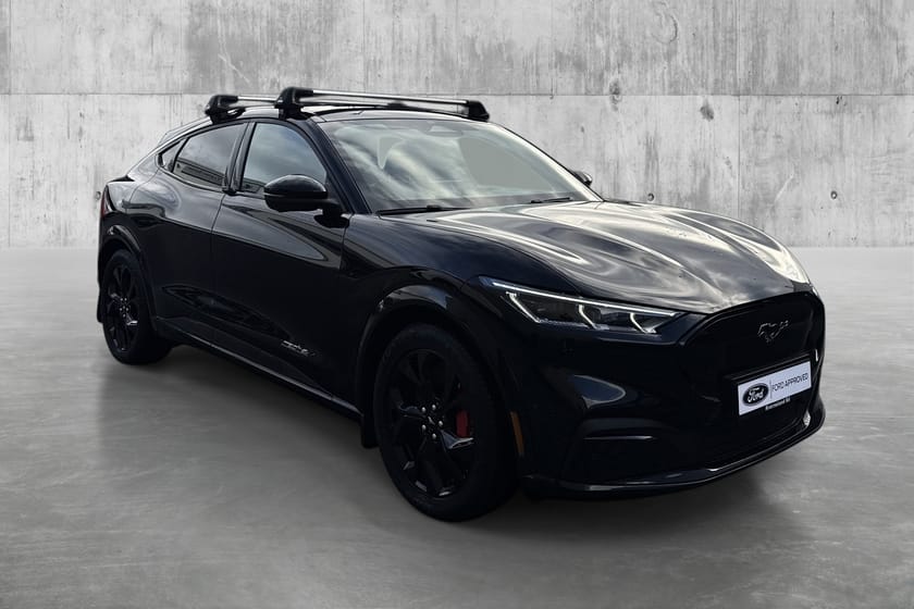 Bilde 3 av Ford Mustang Mach-E Long Range AWD HENGERFESTE-1500KG,BANG&OLUFSEN++