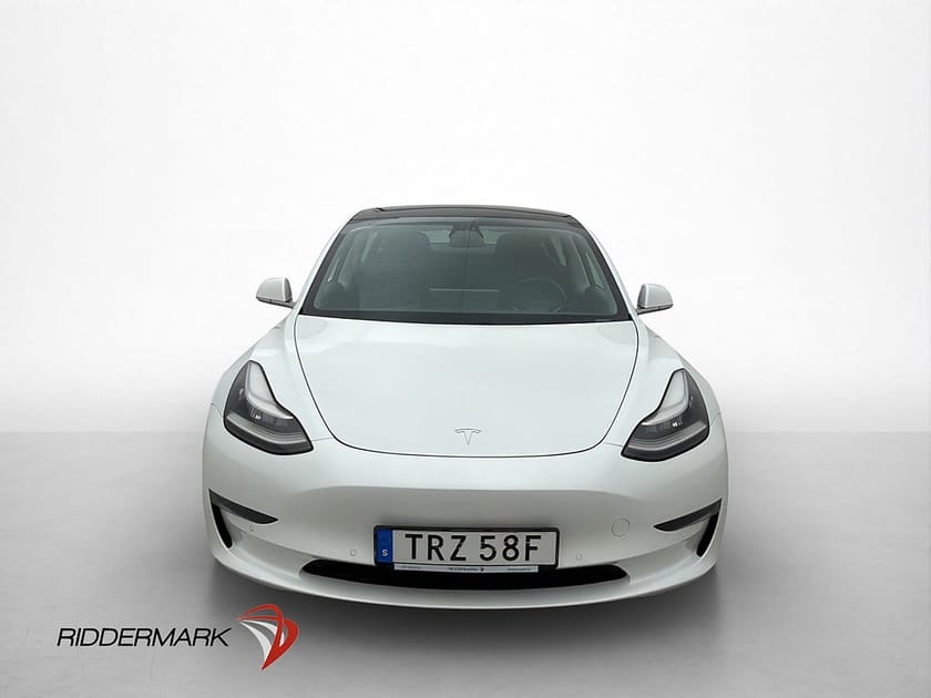 Bild 3 av Tesla Model 3 Long Range AWD Panorama Kamera Svensksåld