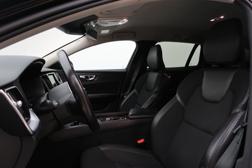 Bild 4 av Volvo V60 D3 AWD Momentum Advanced SE II