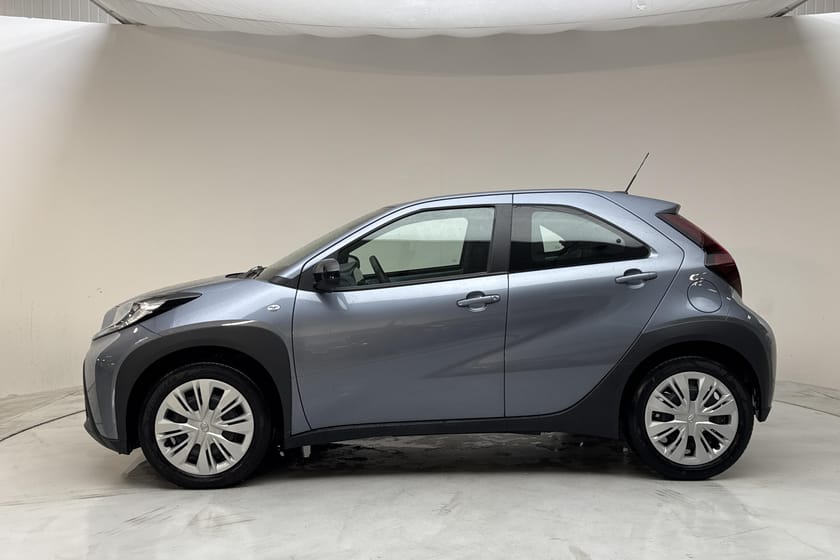 Bild 2 av Toyota Aygo X 1.0 5dr (72hk) AC Backkamera Adaptiv Farth.