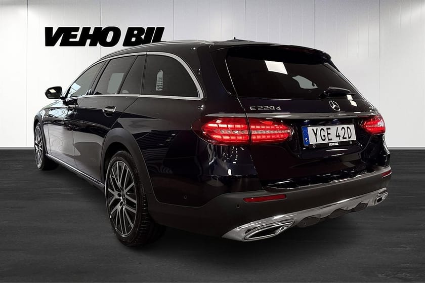 Bild 4 av Mercedes-Benz E 220 d 4MATIC All-Terrain 4-Matic Dragkrok Head up display