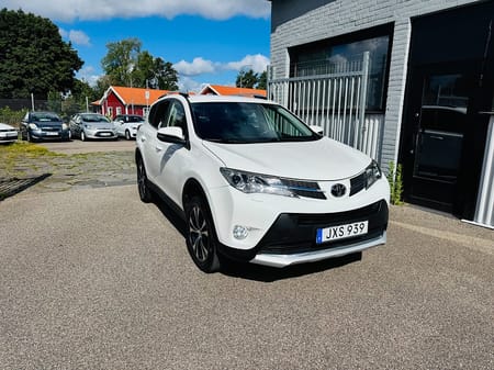 Toyota RAV4 2.0 VVT-i 151HK AWD AUTOMAT EDITION FEEL / DRAG