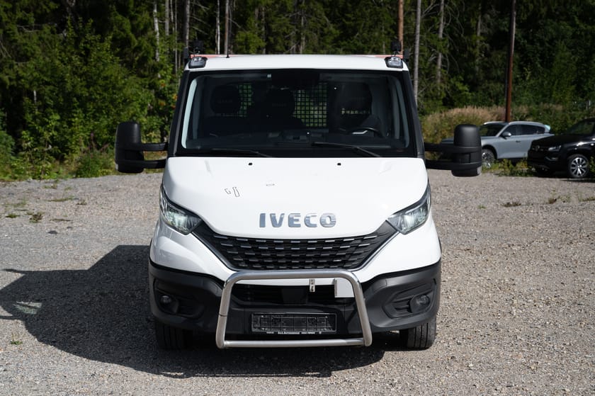 Bilde 3 av Iveco Daily 35-180 Van 35S18H D A8 ''doka'' Auksjon! Les tekst!