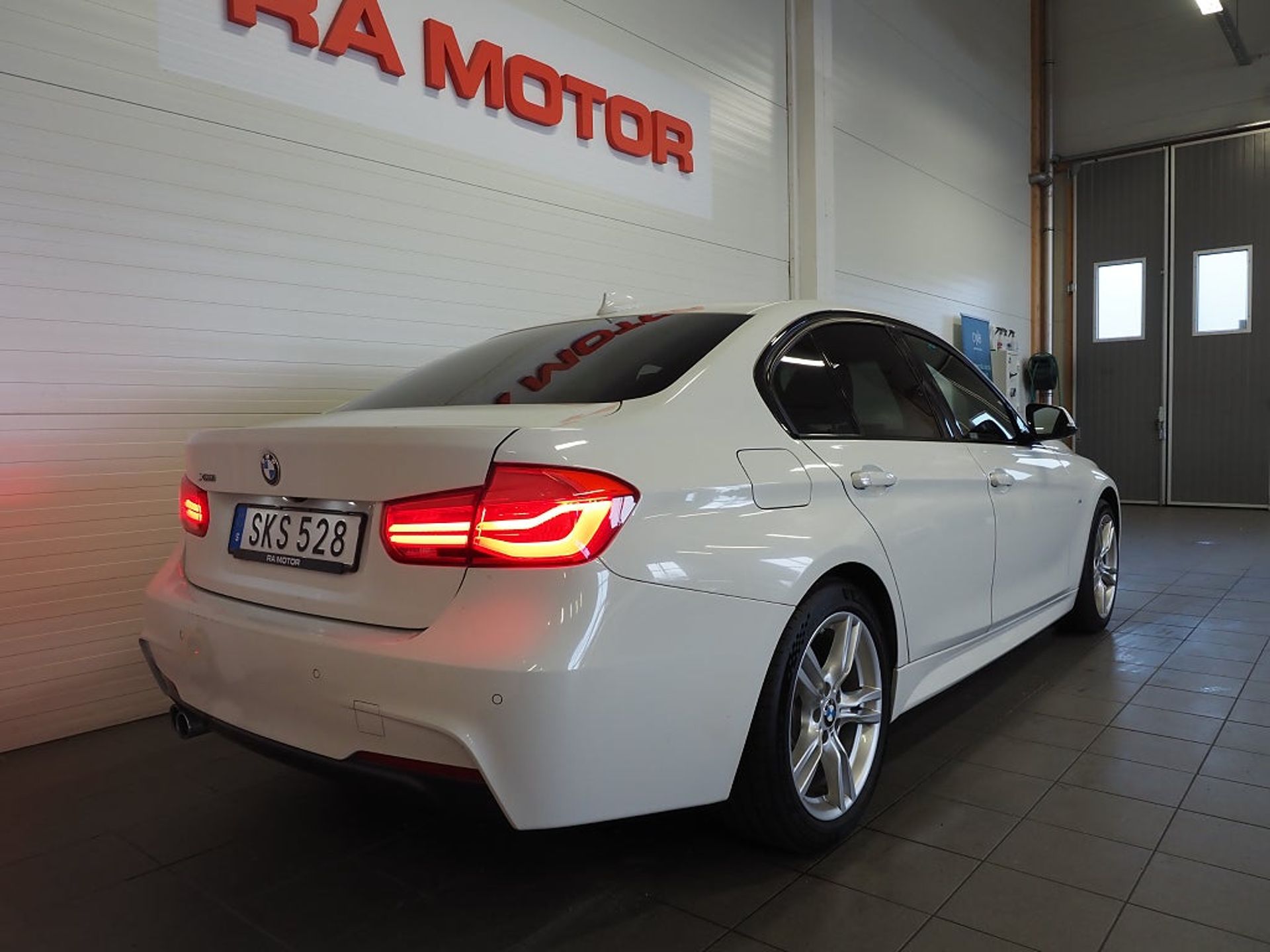 BMW 320 d Sedan xDrive 190hk M Sport 2018, bild 7/10