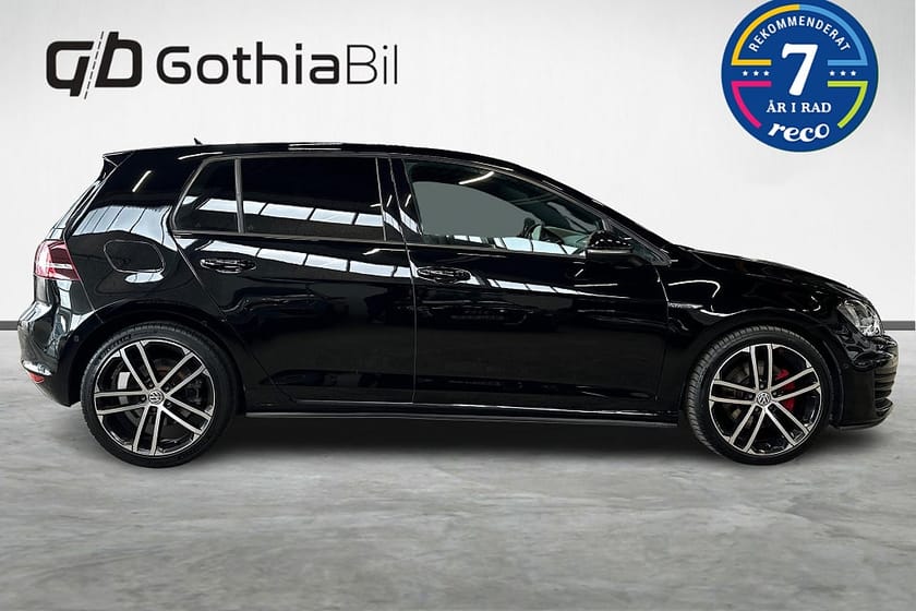Bild 4 av Volkswagen Golf  GTD 5-dörrars 2.0 TDI Skärm Läder Farthållare Nybes ACC