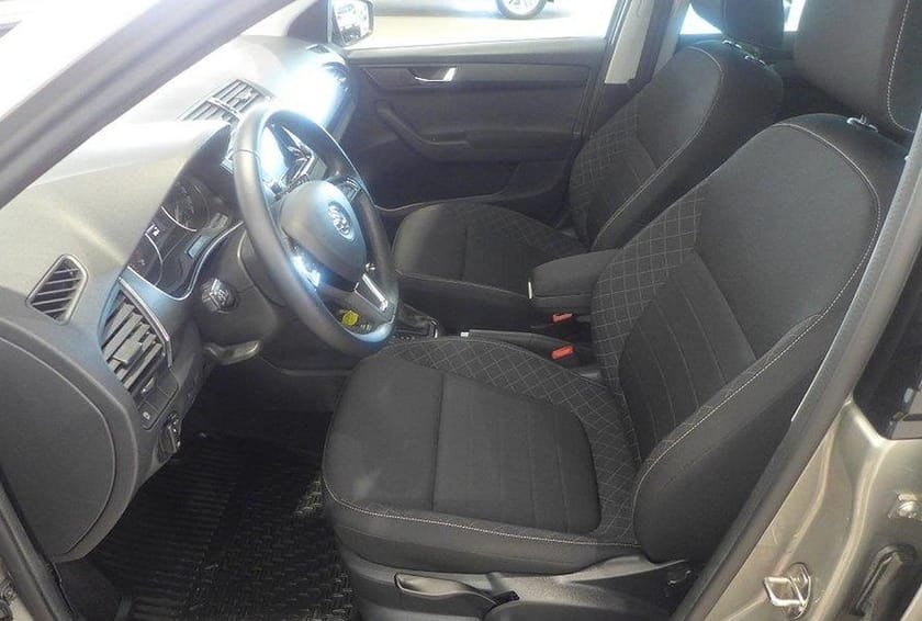 Bild 5 av Škoda Fabia Kombi Skoda 1.2 TSI Elegance Drag