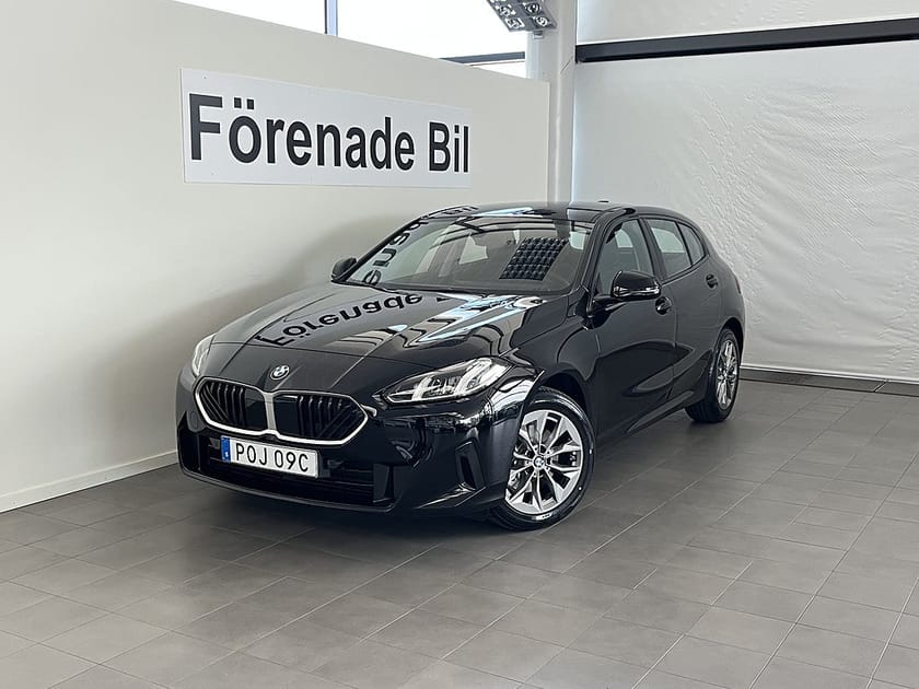 Bild 1 av BMW 120 PRIVATLEASING fr. 3.295 kr/mån Automat 17" Park Assist