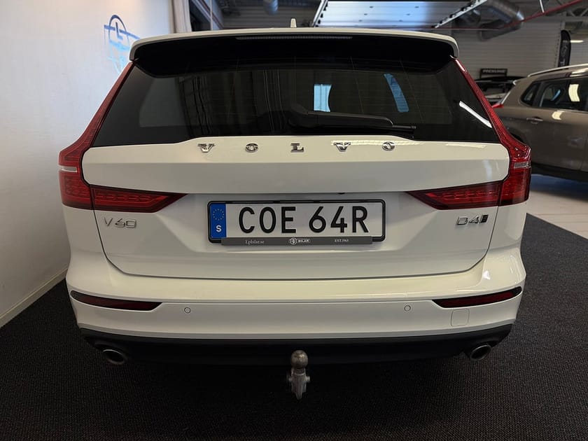 Bild 4 av Volvo V60 D4 AWD Geartronic Momentum | VOC/ Drag/ Kamera/ Vhjul