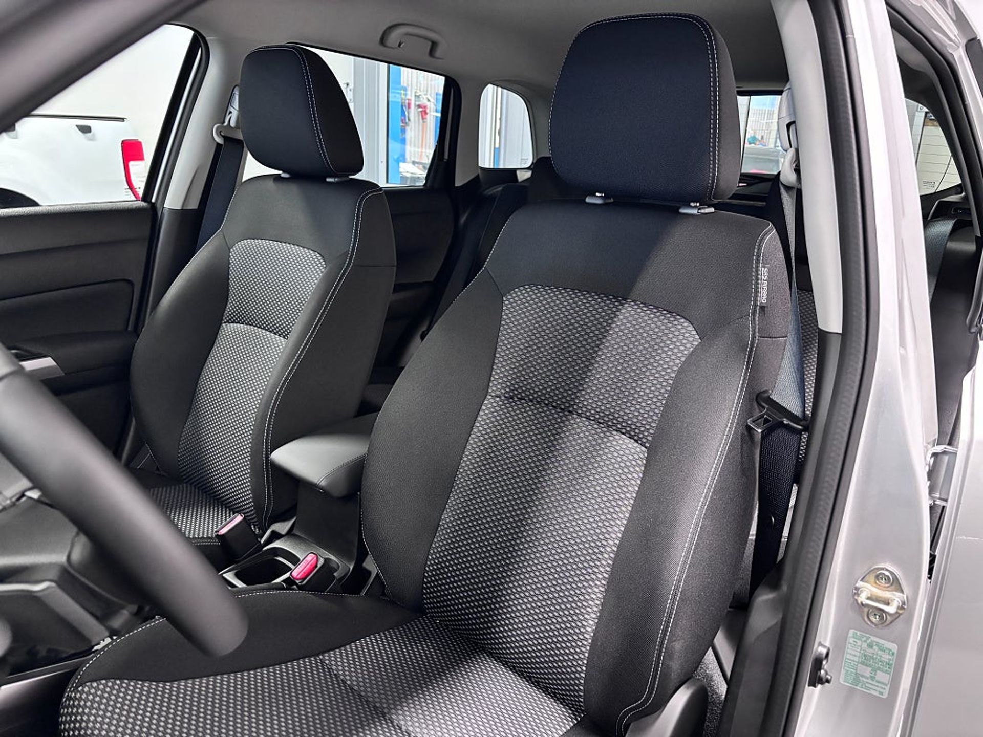Suzuki Vitara HEV 1,4T Aut, Select 2026, kuva 5/23
