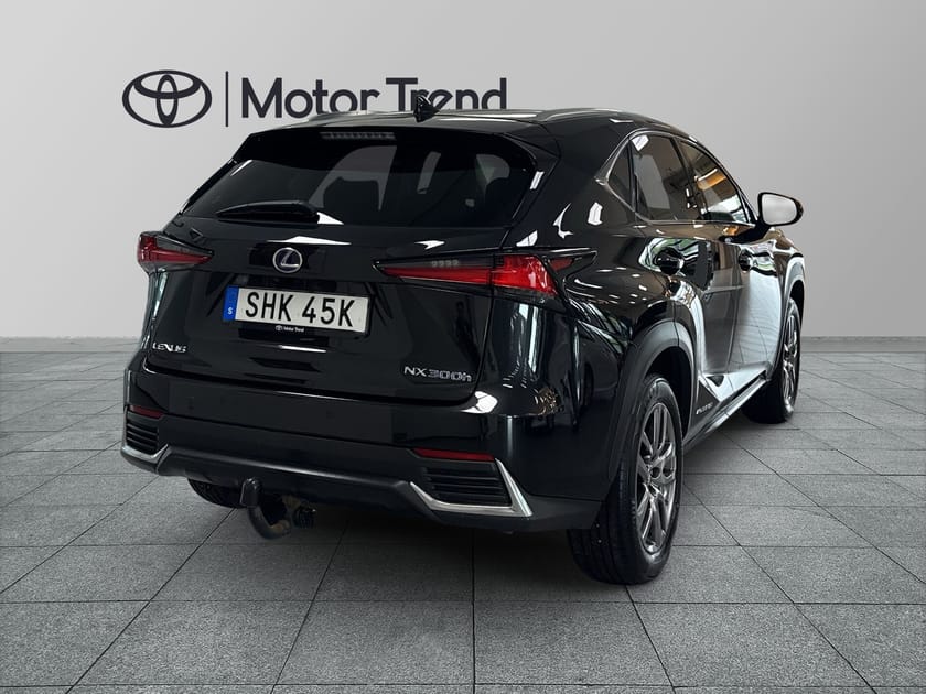 Bild 4 av Lexus NX 300h AWD NX300H