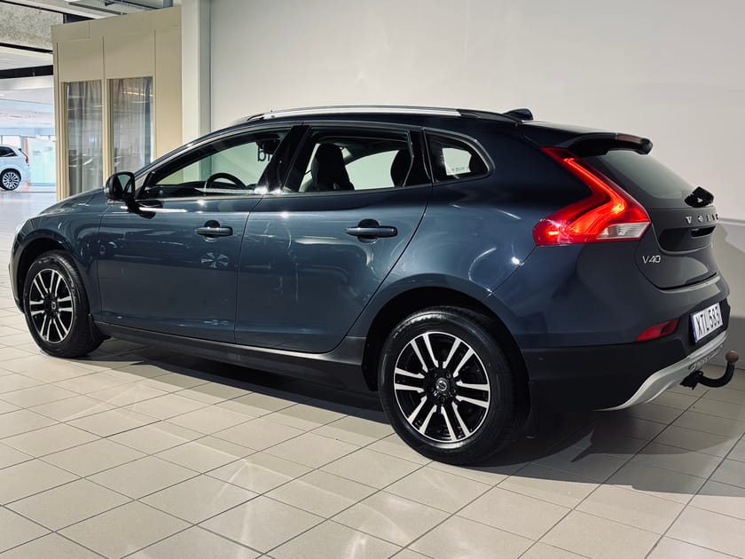Bild 3 av Volvo V40 Cross Country D2 Business Advanced | Klimatpaket | Parkeringssensor bak